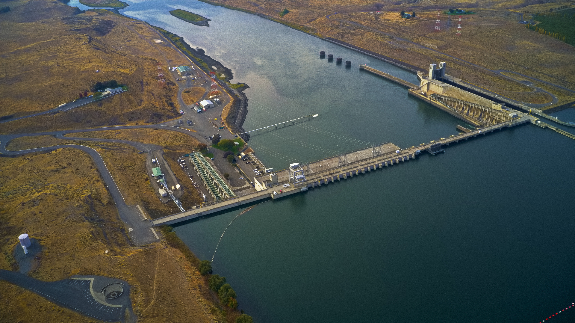 Aerial view of Ice Harbor Dam powerhouse and navigation lock